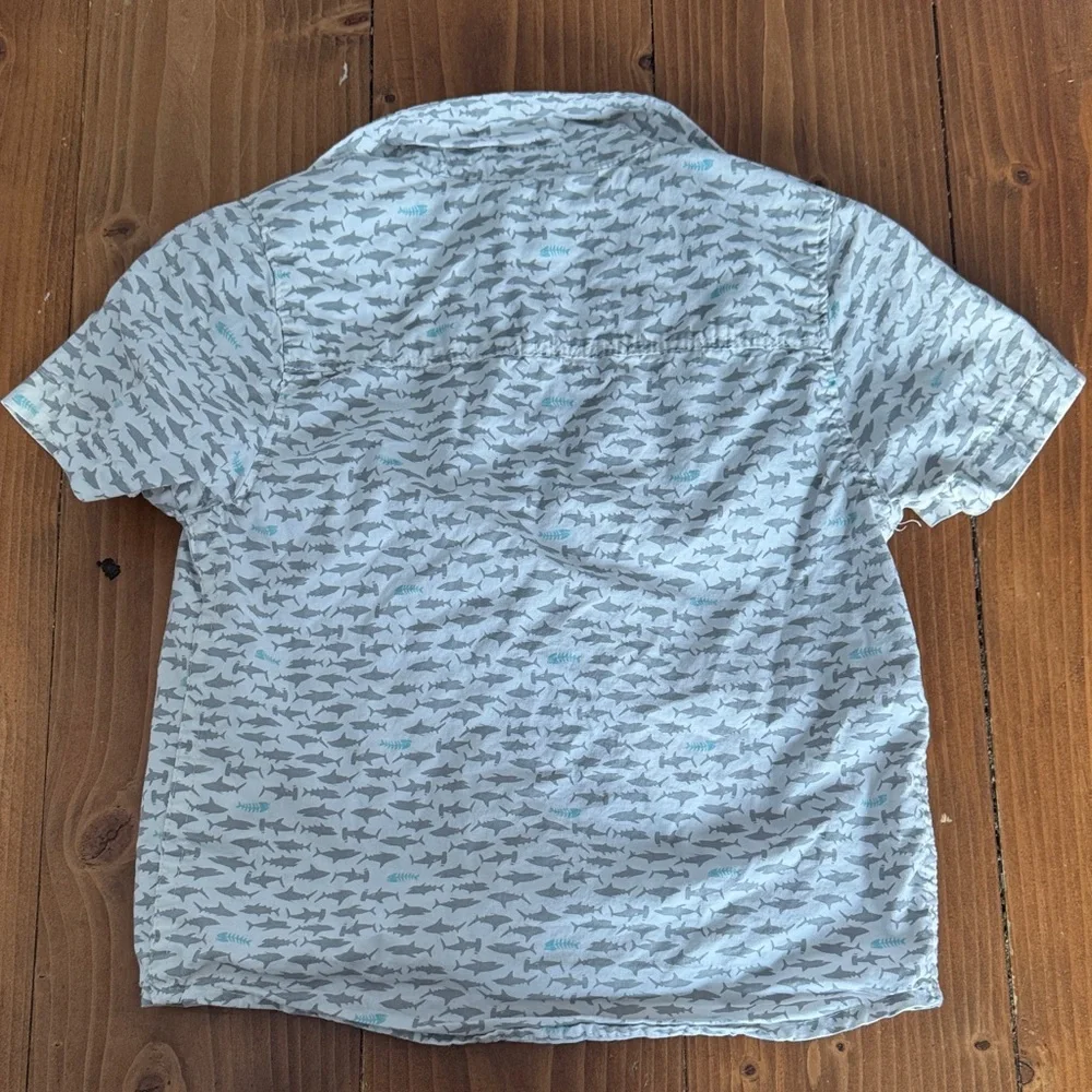OshKosh B'gosh Kids Shark Print and Green Plaid‎ Shirts